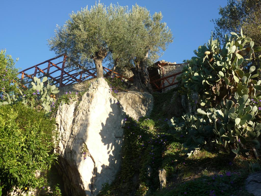 San Pantaleone Rocca Del Vento B&B 외부 사진