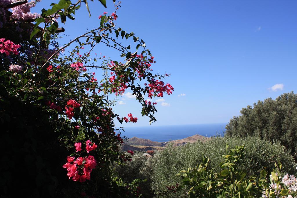 San Pantaleone Rocca Del Vento B&B 외부 사진
