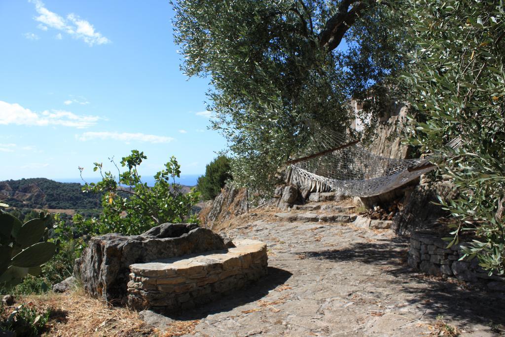 San Pantaleone Rocca Del Vento B&B 외부 사진