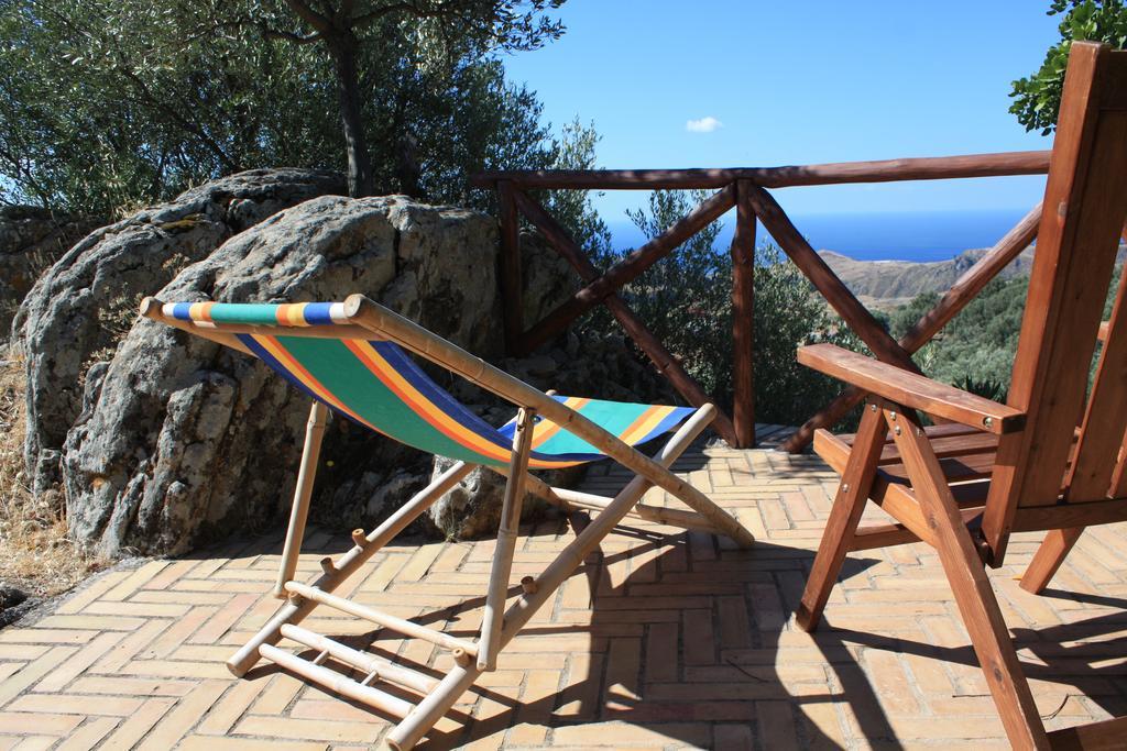 San Pantaleone Rocca Del Vento B&B 외부 사진